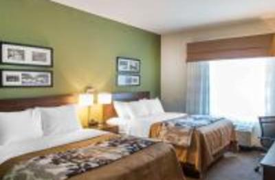Double Queen Guest Room