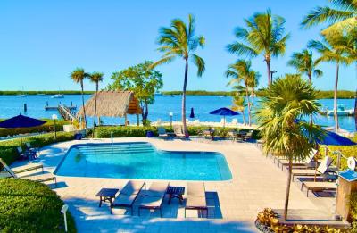 Pool by the Bay
