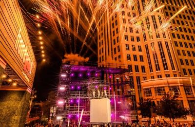 IMMERSE 2021 - Dare to Dream performance at Main Stage in front of City Hall