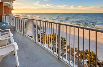 Complimentary sunsets from your balcony rooms at Palmetto Beachfront Resort in Panama City Beach