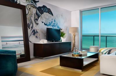 Sole Miami Living Room Suite