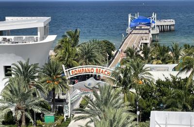 Daytime view from Pier 6 Rooftop