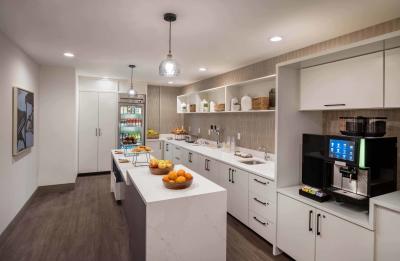 Delta Pantry