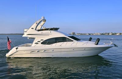 Sea Ray Yacht