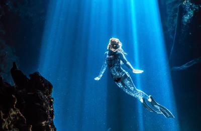 Learn to freedive in FL's stunning freshwater springs!