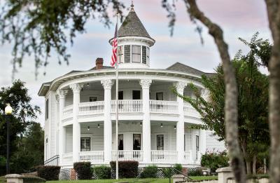 Hit pause, grab a map, and tour a mansion—start your trip at the Russ House!