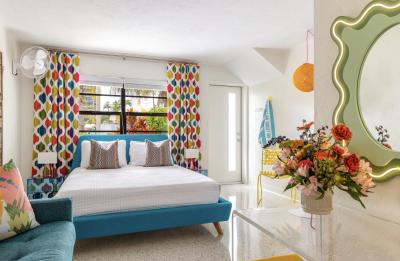 Sunset Inn Guest Room