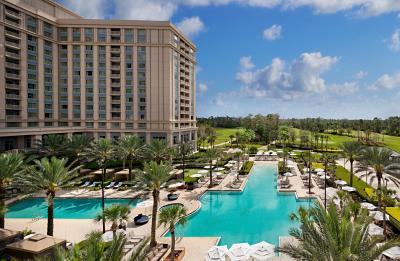 A tranquil pool experience - Waldorf Astoria Orlando