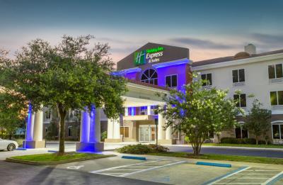Holiday Inn Express & Suites Silver Springs-Ocala