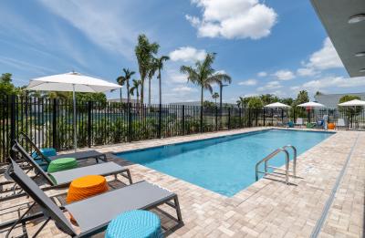 EVEN Miami - Doral Area - Outdoor Pool