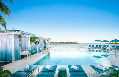 Ocean Key Oceanfront Pool
