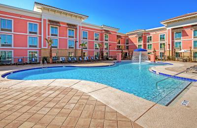 Hampton Inn Destin Saltwater Pool