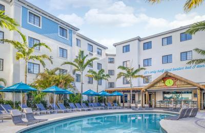 Stay for a Cause at Compass Hotel by Margaritaville Naples