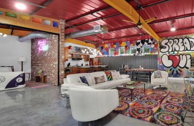 The ArtHouse
