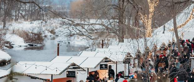 Christkindlmarket Chalet