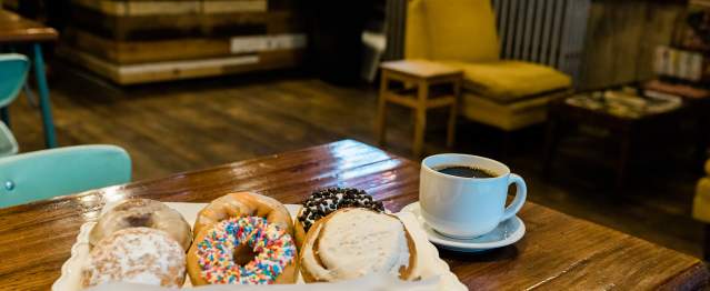 Lorenzos-Bakery--Donut-and-Coffee-Trail