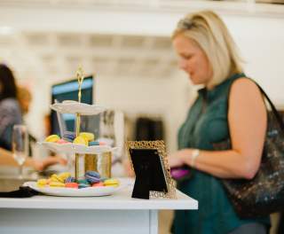 Shopping - Elitaire - checking out