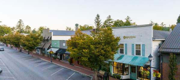 Aerial shot of stores along Main Street in Highlands, North Carolina.