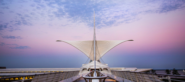 exterior view of the Milwaukee Art Museum at sunset