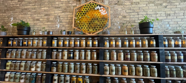 HoneyBee Sage Apothecary & Wellness Cafe