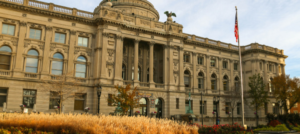 Milwaukee Public Library