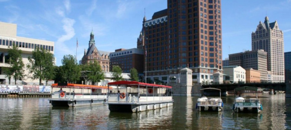 Riverwalk Boat Tours & Rentals