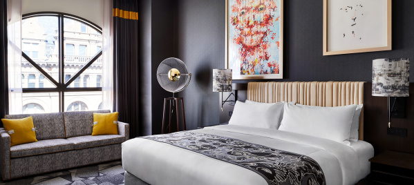 Saint Kate - The Arts Hotel