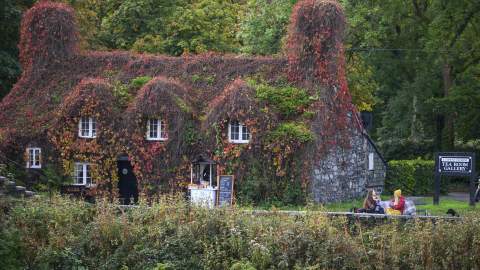 Llanrwst Tu Hwnt i'r Bont