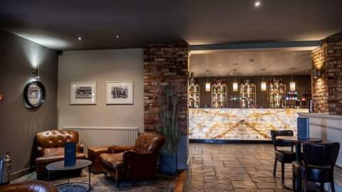 Scott's Bar & Lounge