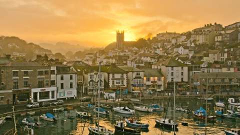 brixham marinaphpto at sunset