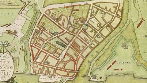 Historic 1784 map of Kingston upon Hull showing detailed street layout, Hull Citadel fortifications, River Hull, and surrounding town features from Thew’s engraved plan.