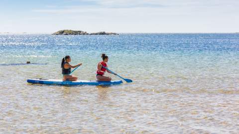 SUP på Lomsesanden Camping i Farsund