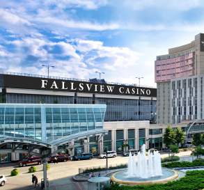 Wyndham Grand Fallsview Hotel