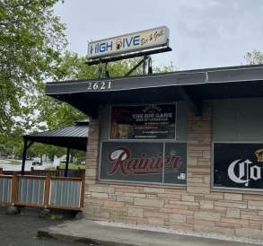 High Dive Bar and Grill