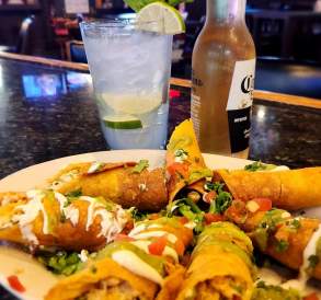 THE SPOT SPORTS BAR & GRILL