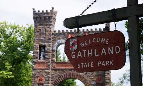 Gathland State Park sign and War Correspondents Memorial Arch