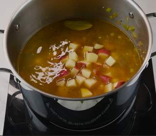 Dave's Fresh Marketplace: R.I. Clam Chowda