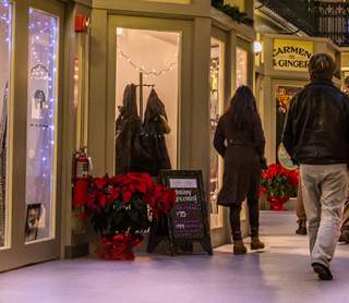 Enjoy Free 2-Hour Holiday Parking in Providence