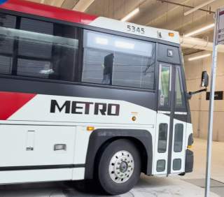 METRO 500 IAH Downtown Direct