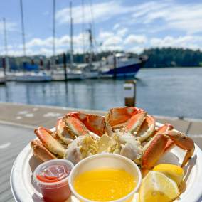Guide to Dungeness Crab on the Oregon Coast