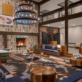 Valley River Inn Lobby