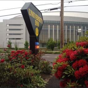 University Inn & Suites
