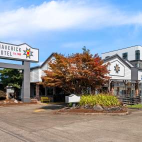Maverick Hotel