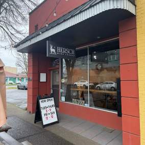 Hersch Wine Lounge