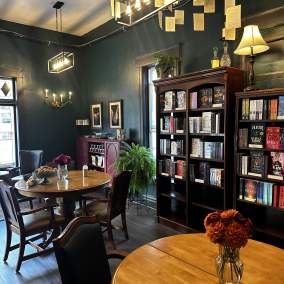 Daffodil Romantasy Books and Gifts