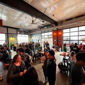 Oakshire Happy Hour Mondays