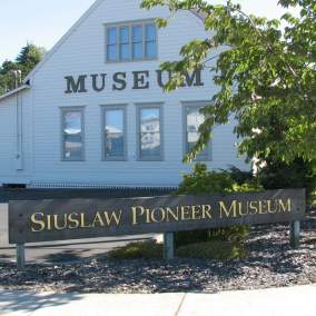 Siuslaw Pioneer Museum