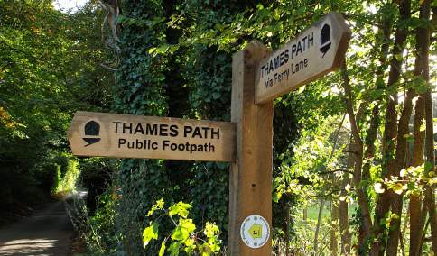 Thames Path signpost