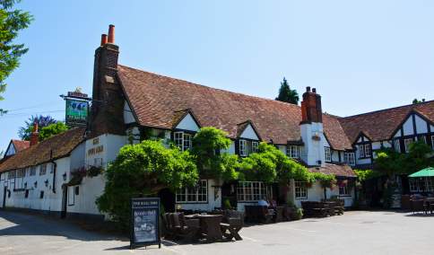 Bull Inn, Sonning
