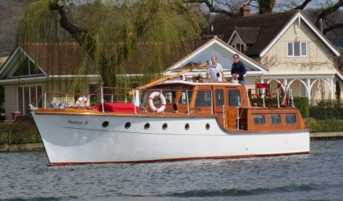 Henley Sales & Charter, Classic Boats